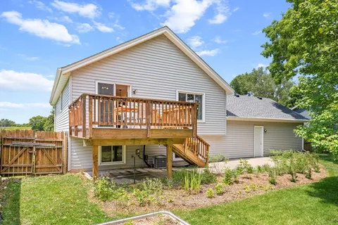 $425,000 | 4876 Erickson Drive, New Hope, MN 55428