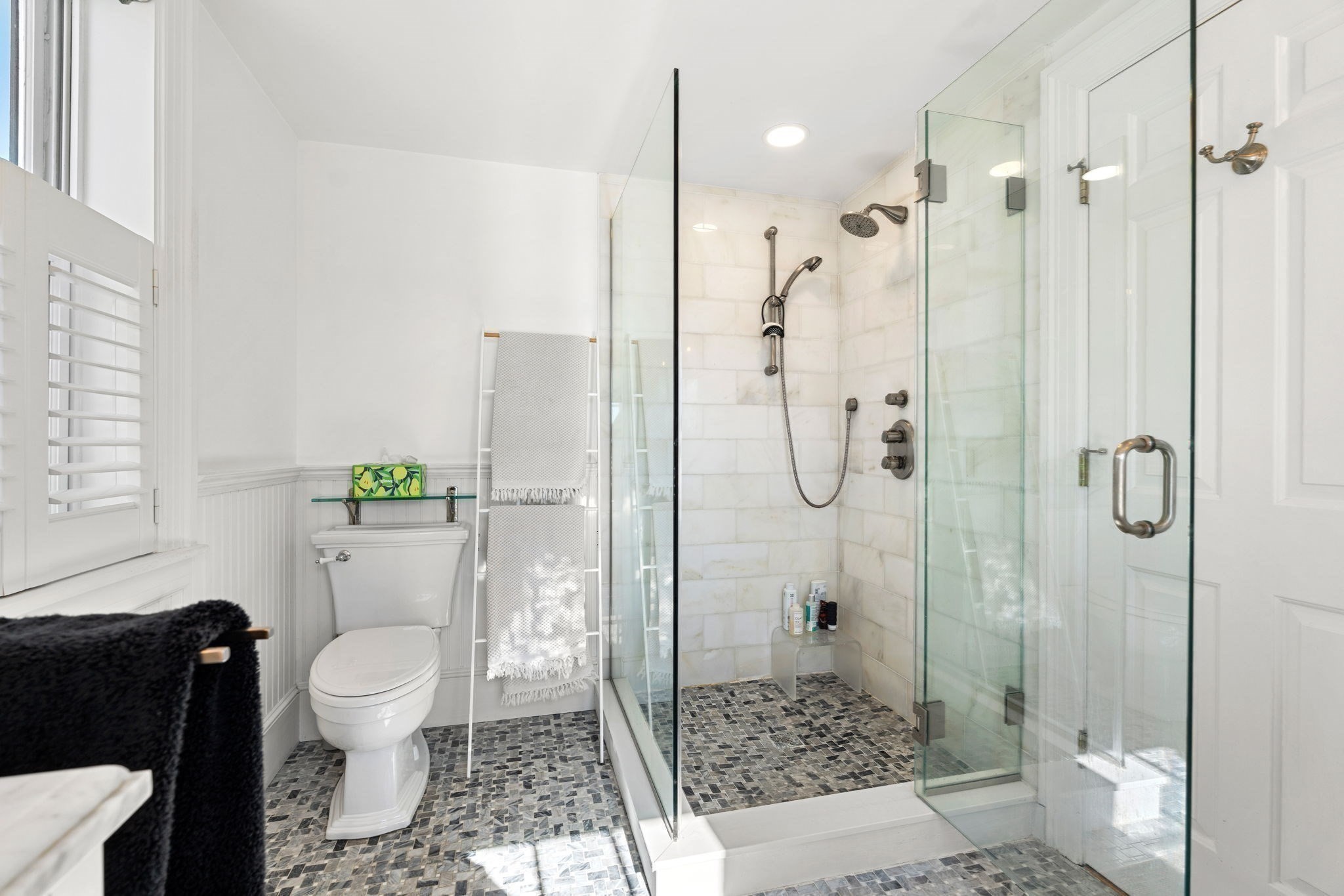 12 Bennett Street Manchester, MA 01944 - Photo 23 of 37 Gallery Image 23