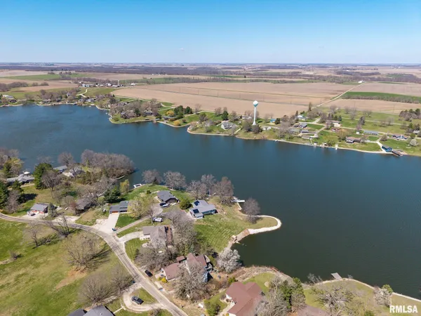 $414,900 | 35 Shady Lane, Avon, IL 61415