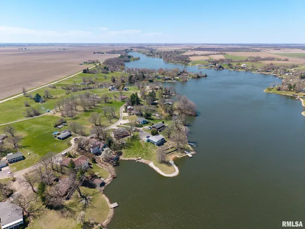 $414,900 | 35 Shady Lane, Avon, IL 61415