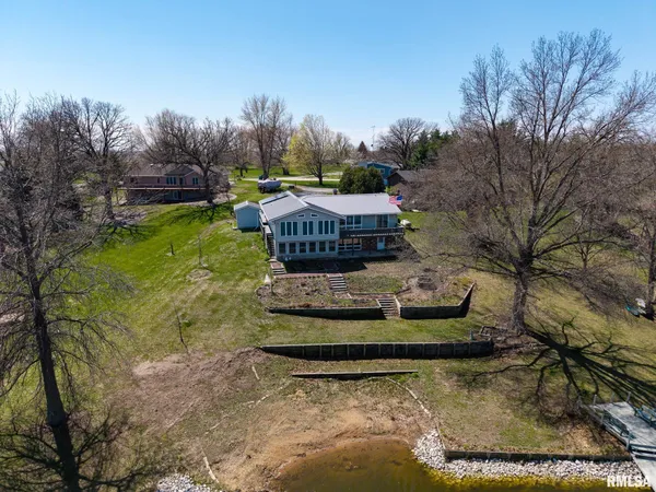 $414,900 | 35 Shady Lane, Avon, IL 61415