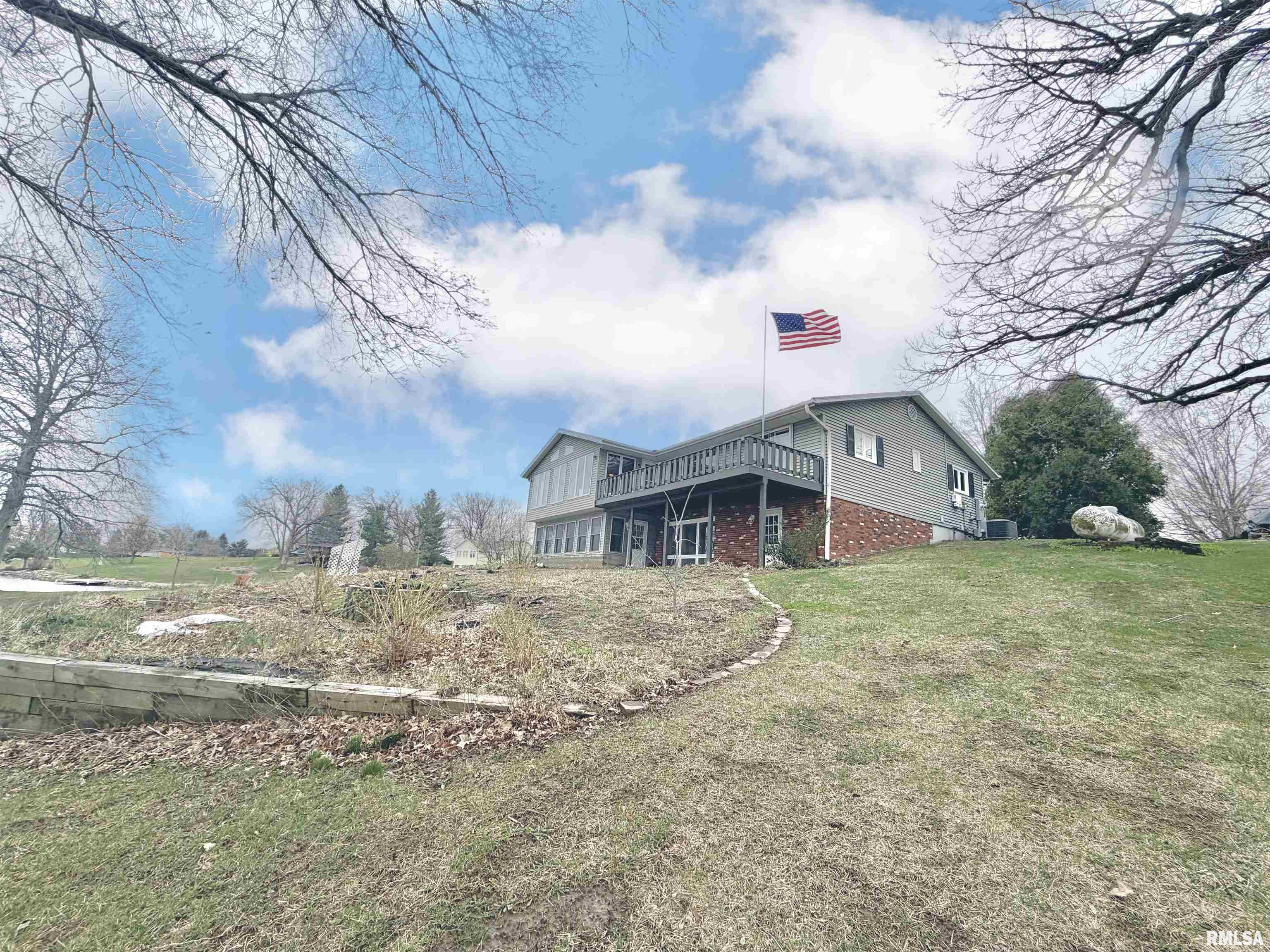 35 Shady Lane Avon, IL 61415 - Photo 3 of 75