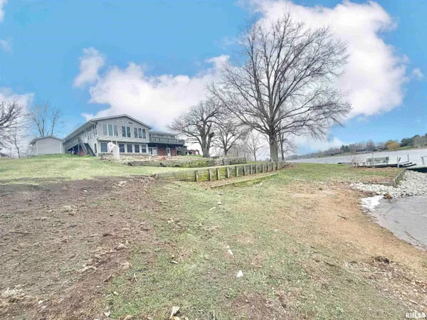 $414,900 | 35 Shady Lane, Avon, IL 61415