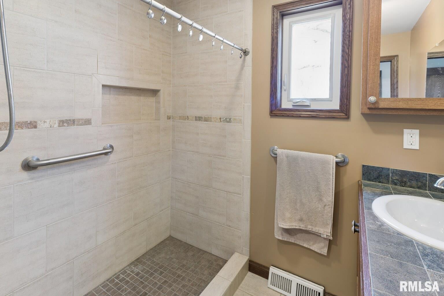 35 Shady Lane Avon, IL 61415 - Photo 51 of 75