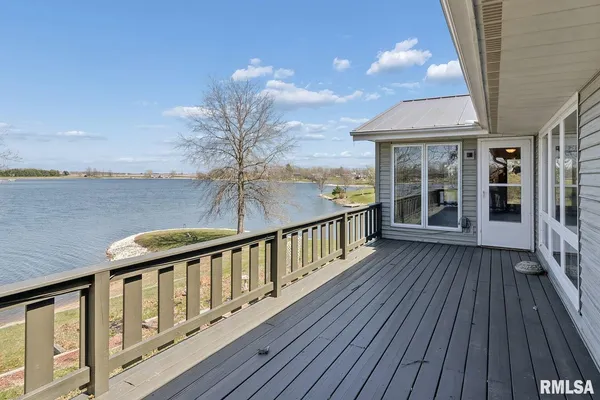 $414,900 | 35 Shady Lane, Avon, IL 61415