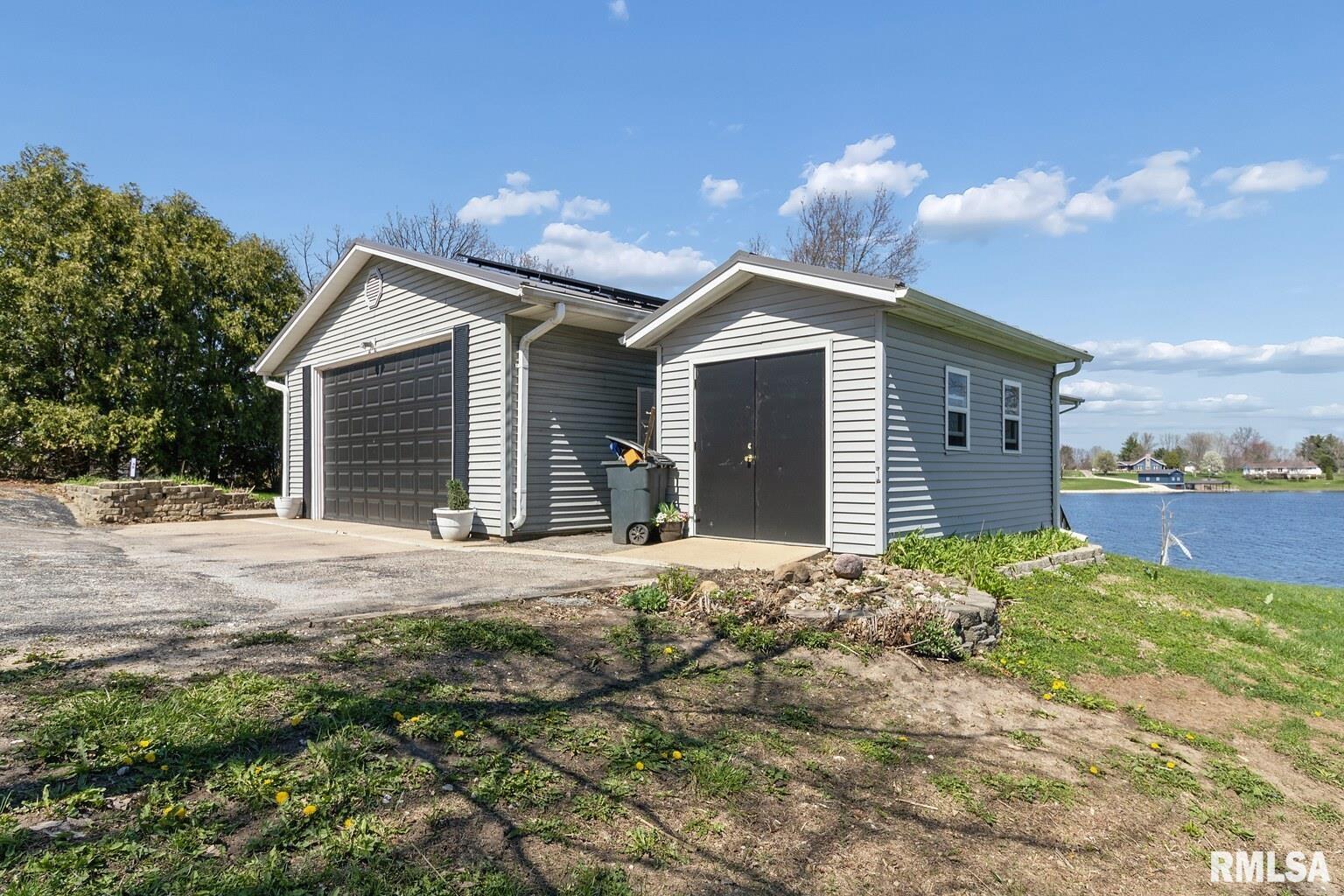 35 Shady Lane Avon, IL 61415 - Photo 10 of 75