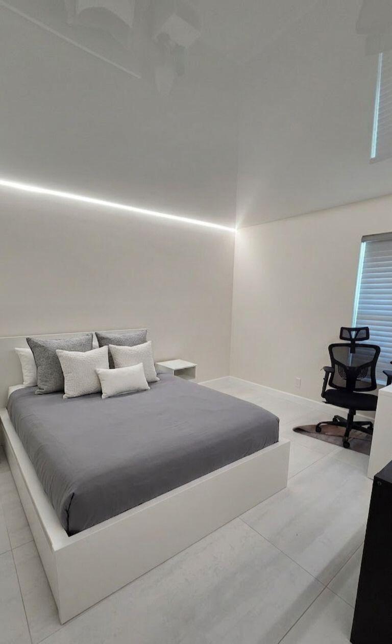 330 Sandalwood Lane Boca Raton, FL 33487 - Photo 17 of 22 f67f8a3e-1b39-402a-a04e-eb26f175a7a3