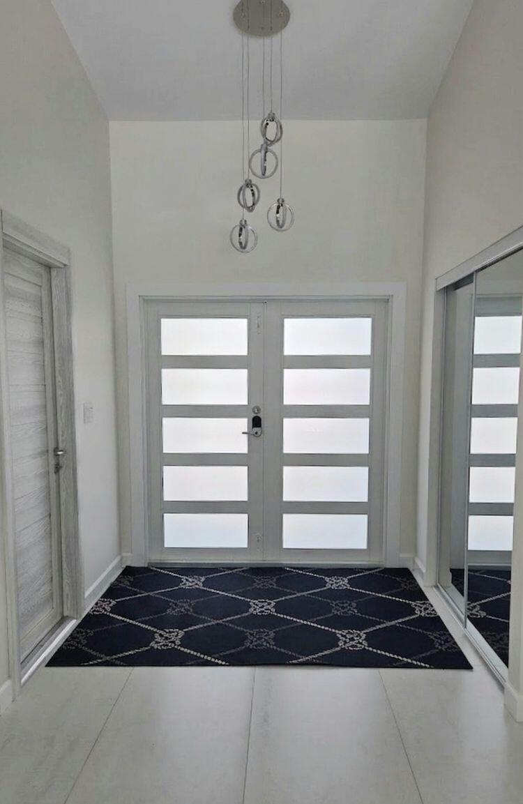 330 Sandalwood Lane Boca Raton, FL 33487 - Photo 7 of 22 c7978b0c-c6ec-411d-af7b-193f78250fd3