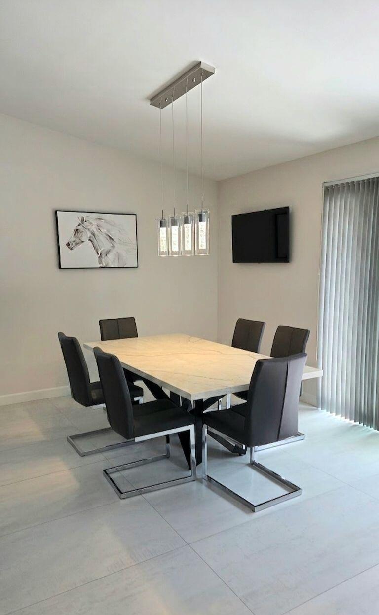 330 Sandalwood Lane Boca Raton, FL 33487 - Photo 8 of 22 6cc7729f-531d-4300-8dfd-ca940972ff46