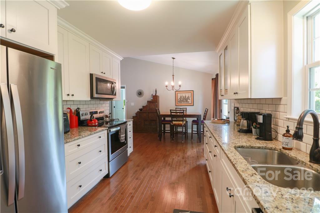 2076 Waterford Pointe Road Lexington, NC 27292 - Photo 15 of 30 Gallery Image 15