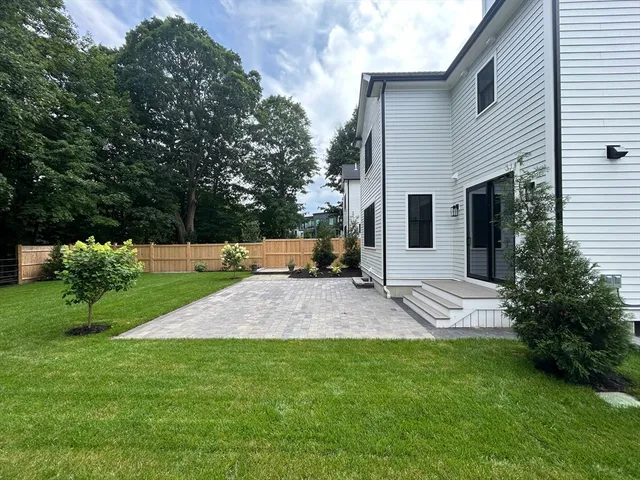 $1,924,000 | 132 Hillside Avenue, Unit 132, Needham, MA 02494