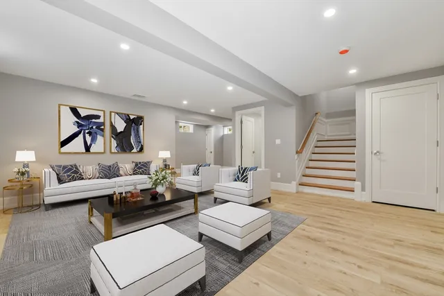 $1,924,000 | 132 Hillside Avenue, Unit 132, Needham, MA 02494