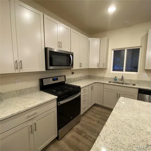 $420,000 | 164 Hartford Court, Fenton, MO 63026