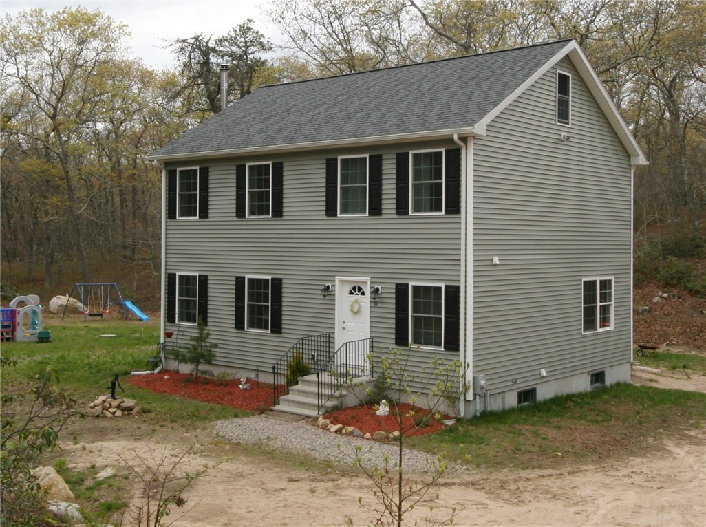 86 Red House Road South Kingstown, RI 02879 - Photo 1 of 31 Gallery Image 1