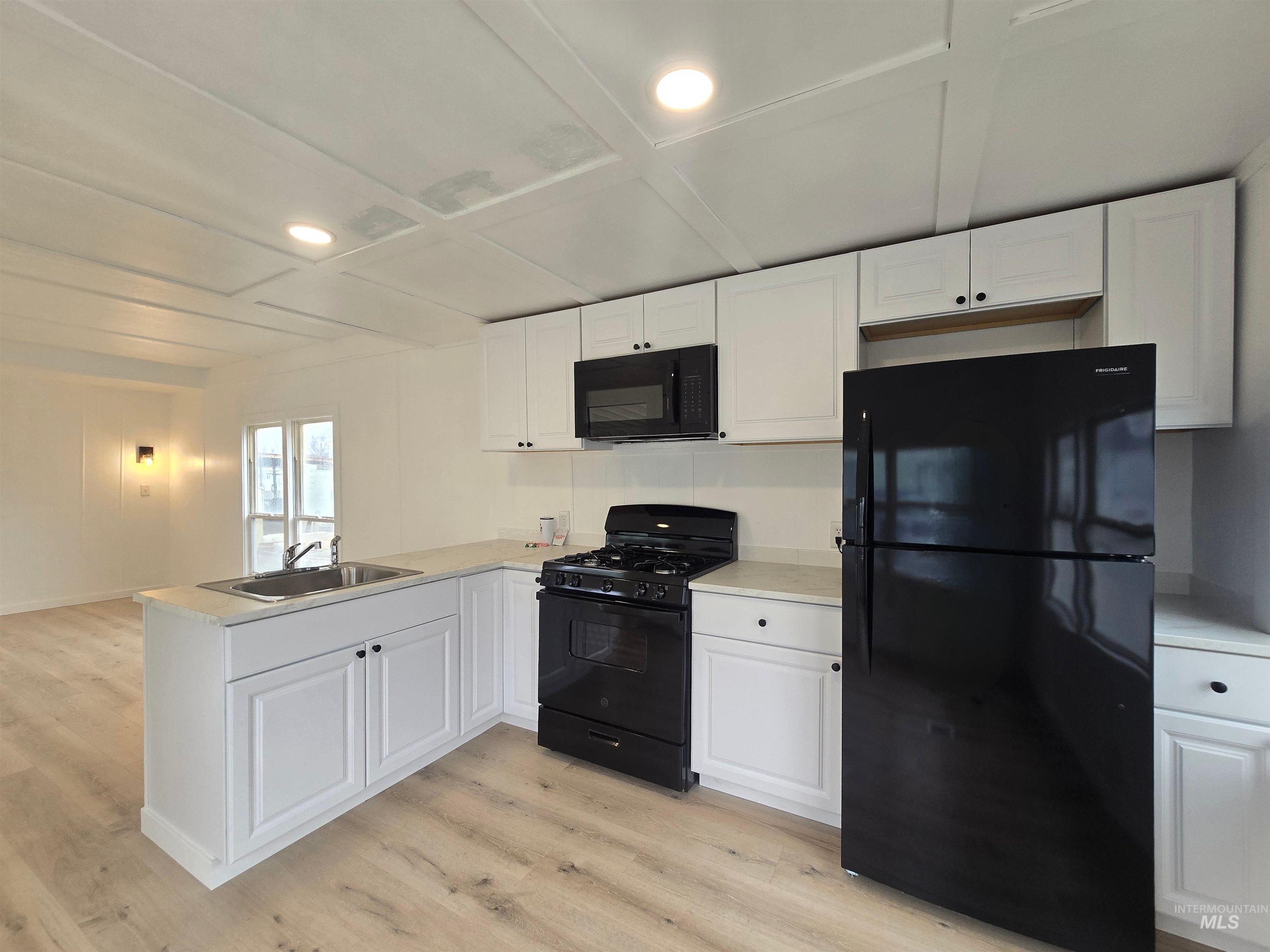 915 South Curtis Road, Unit 80 Boise, ID 83705 - Photo 2 of 12