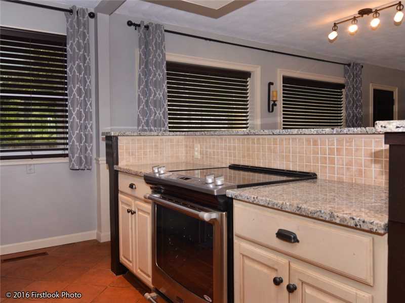 433 Danielson Pike Scituate, RI 02857 - Photo 7 of 25 Kitchen.
