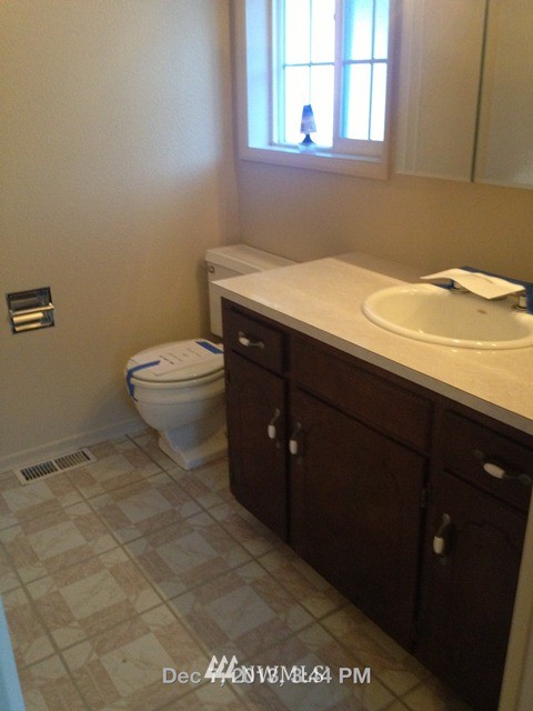 110 Owens Road Silverlake, WA 98645 - Photo 3 of 10 Gallery Image 3
