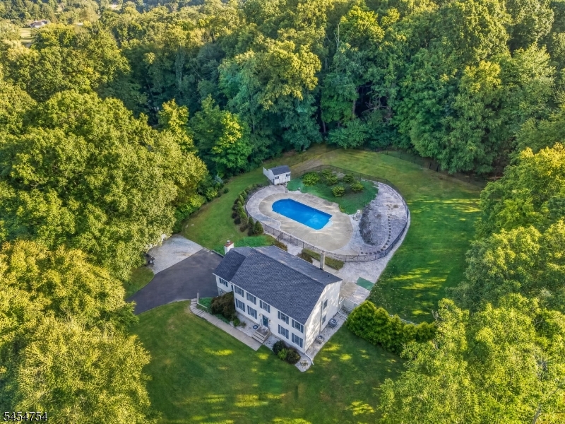 7 Ike Williams Road Newton, NJ 07860 - Photo 1 of 38 Gallery Image 1