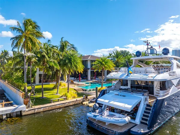 $44,995,000 | 385 Centre Island, Golden Beach, FL 33160