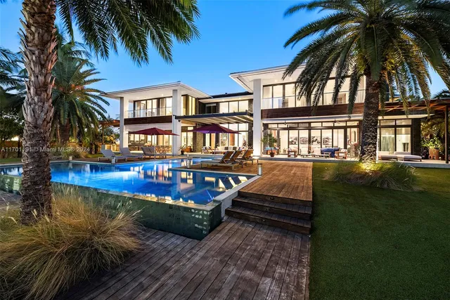 $44,995,000 | 385 Centre Island, Golden Beach, FL 33160