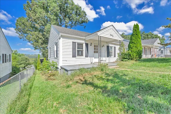 $172,500 | 1517 5th Street, Radford, VA 24141