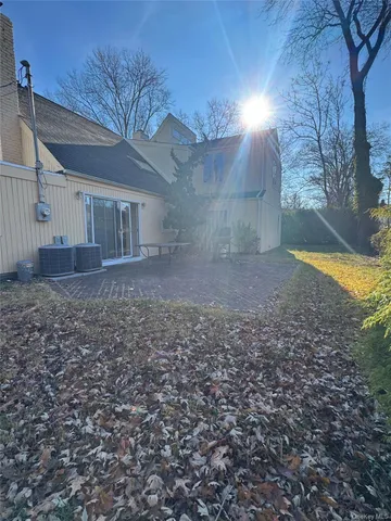 $6,100 | 12 Chadwick Road, Great Neck, NY 11023