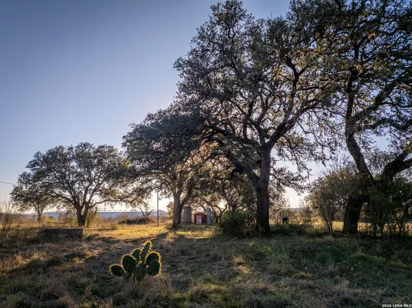 $2,145,000 | 19512 Tonkawa Pass, Garden Ridge, TX 78266