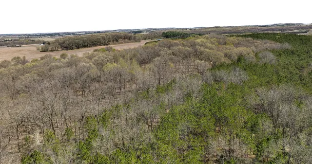 $725,000 | 93 Strum Wi 54738, Eleva, WI 54738