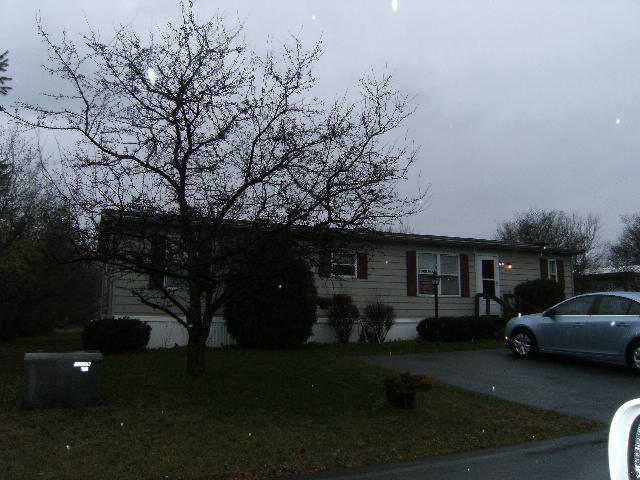 212 Spring Run Manchester, NY 14432 - Photo 1 of 1 Exterior Front