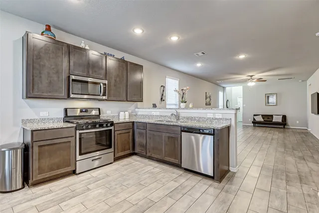 $280,000 | 24715 Russet Bluff Trail, Houston, TX 77336