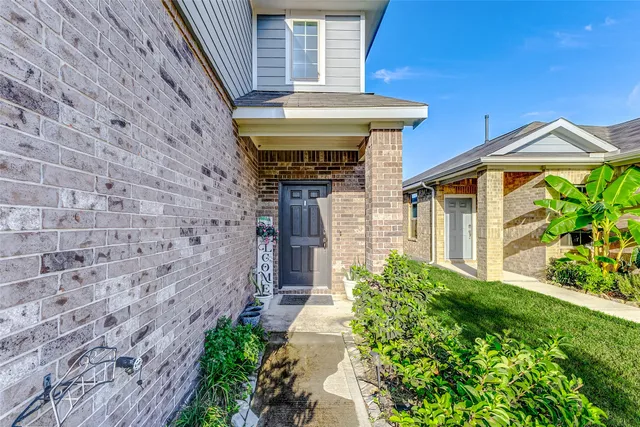 $280,000 | 24715 Russet Bluff Trail, Houston, TX 77336