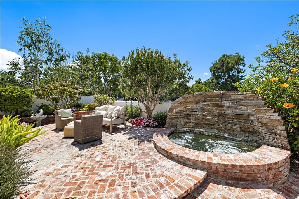 21 Emerald Irvine, CA 92614 - Photo 34 of 56