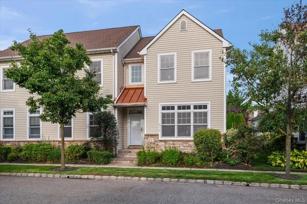 $1,449,000 | 238 Harbor View Drive, Unit 238, Port Washington, NY 11050