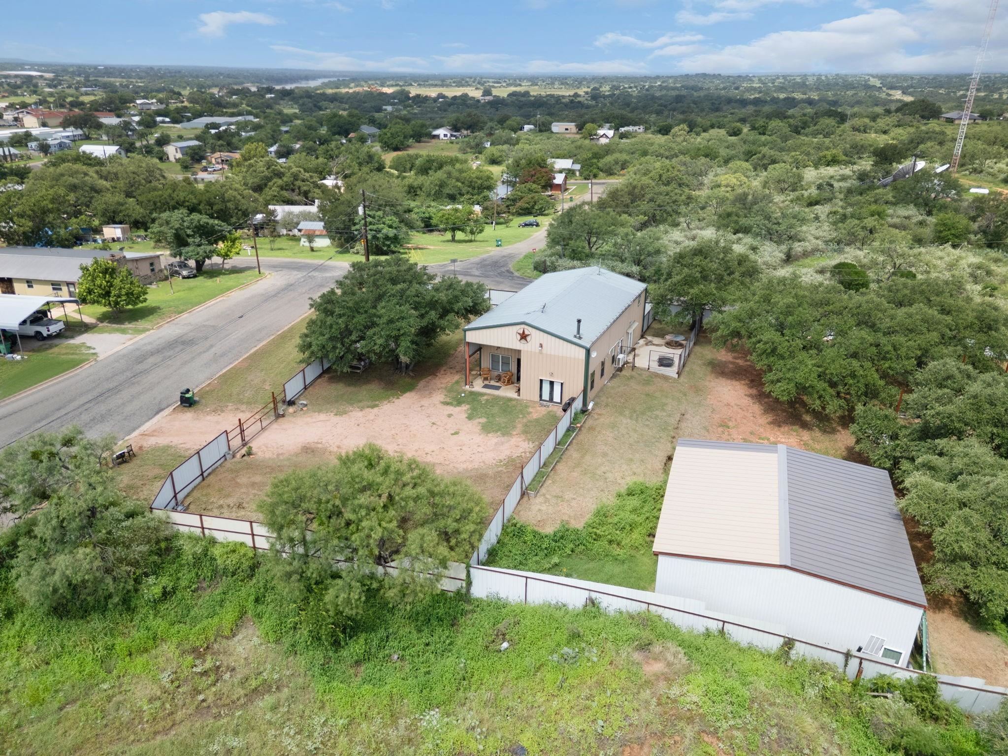 609 West Leon Street Llano, TX 78643 - Photo 11 of 28