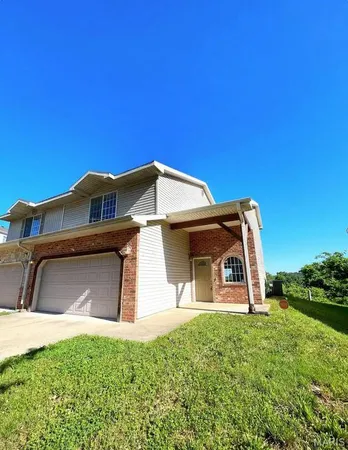$190,000 | 142 Hickory Ridge Drive, St. Robert, MO 65584
