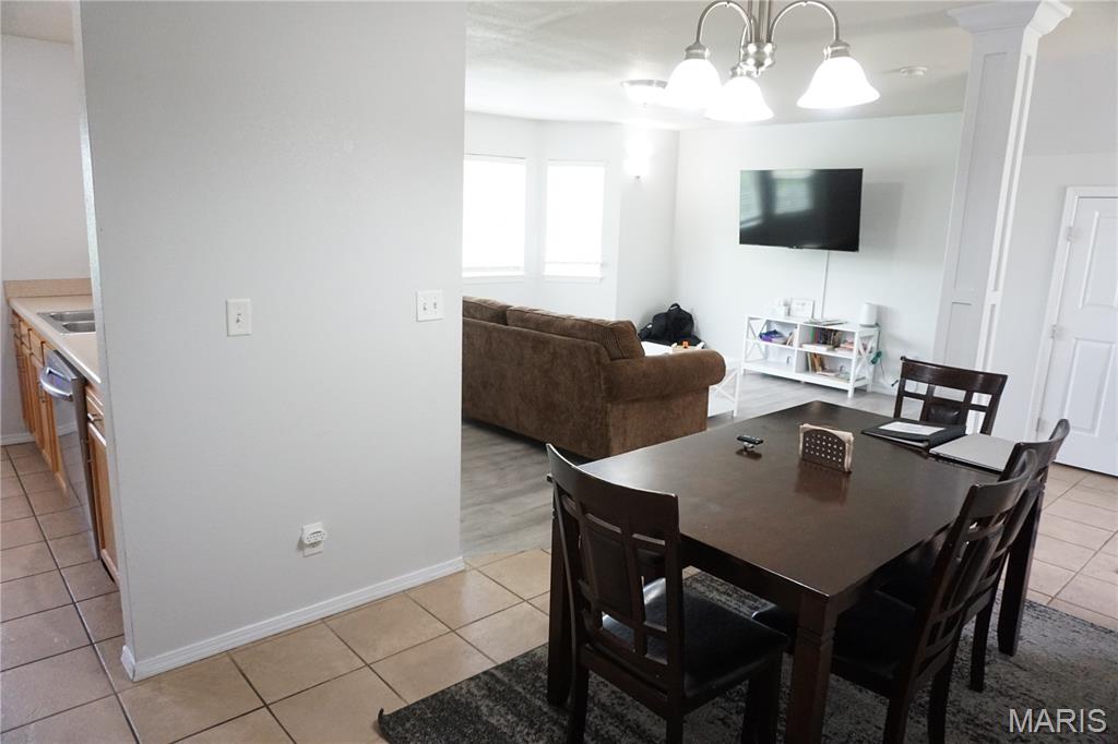 142 Hickory Ridge Drive St. Robert, MO 65584 - Photo 7 of 18