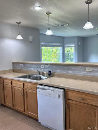 $190,000 | 142 Hickory Ridge Drive, St. Robert, MO 65584