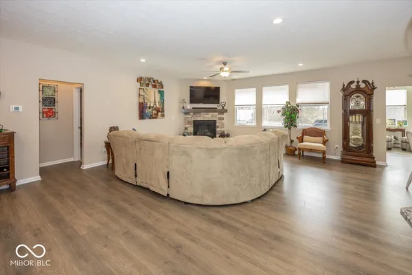 $569,900 | 6385 Harvey Drive, Plainfield, IN 46168