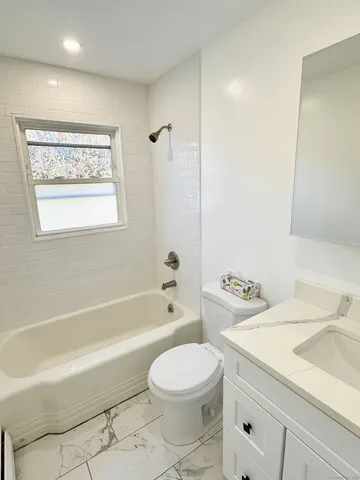 $2,900 | 12 Burgess Place, Groton, CT 06340