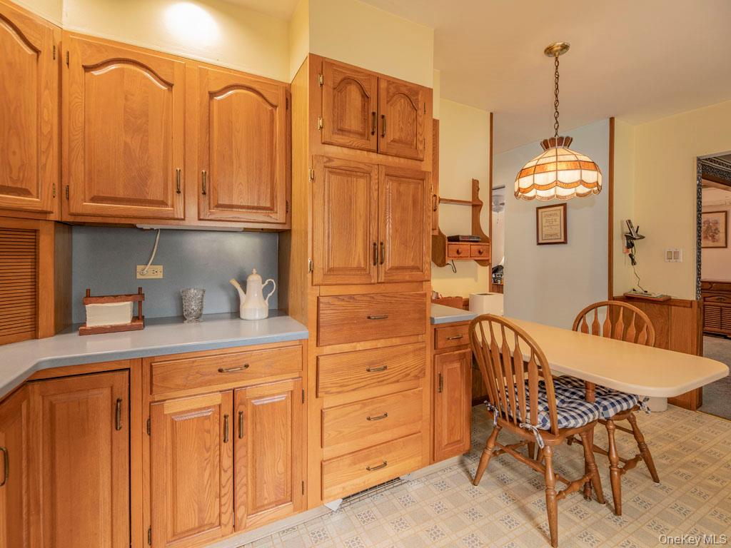 2080 Seamans Neck Road Seaford, NY 11783 - Photo 12 of 31