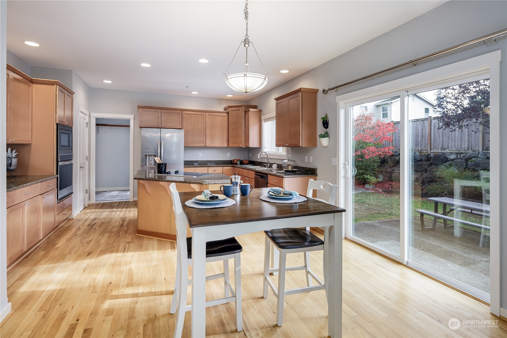 1053 Ridge Street Mukilteo, WA 98275 - Photo 12 of 34 Gallery Image 12