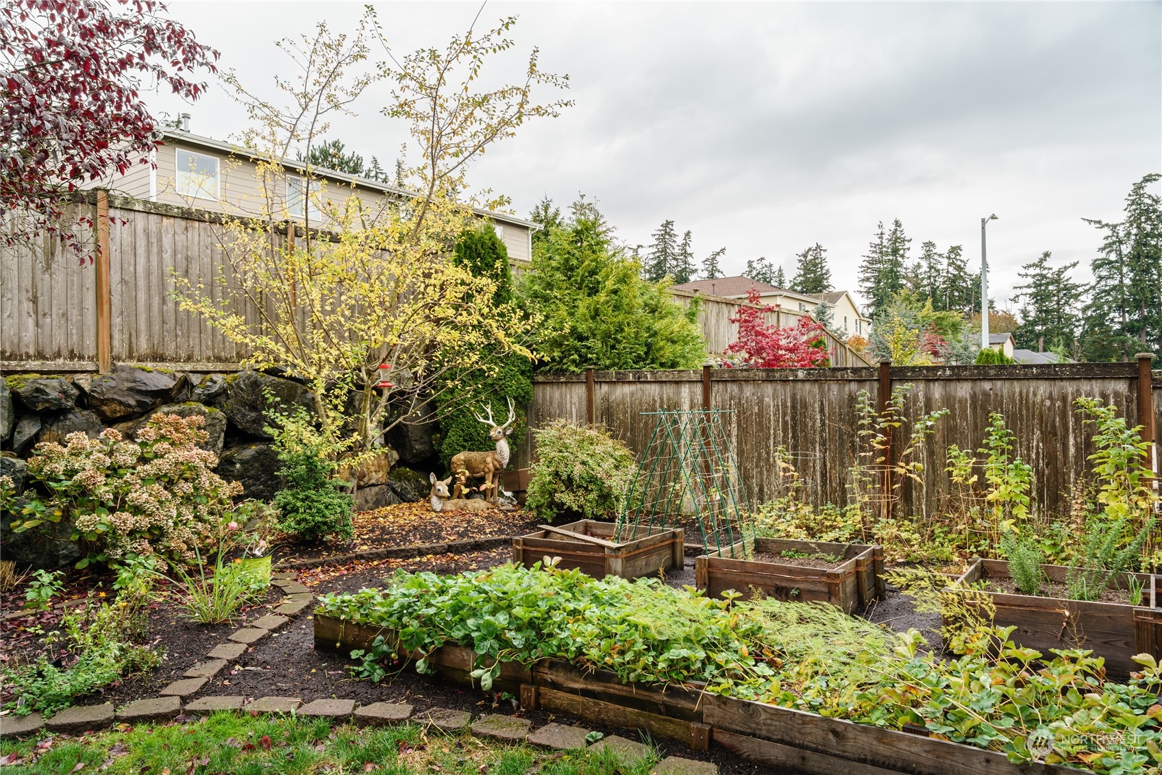 1053 Ridge Street Mukilteo, WA 98275 - Photo 32 of 34 Gallery Image 32