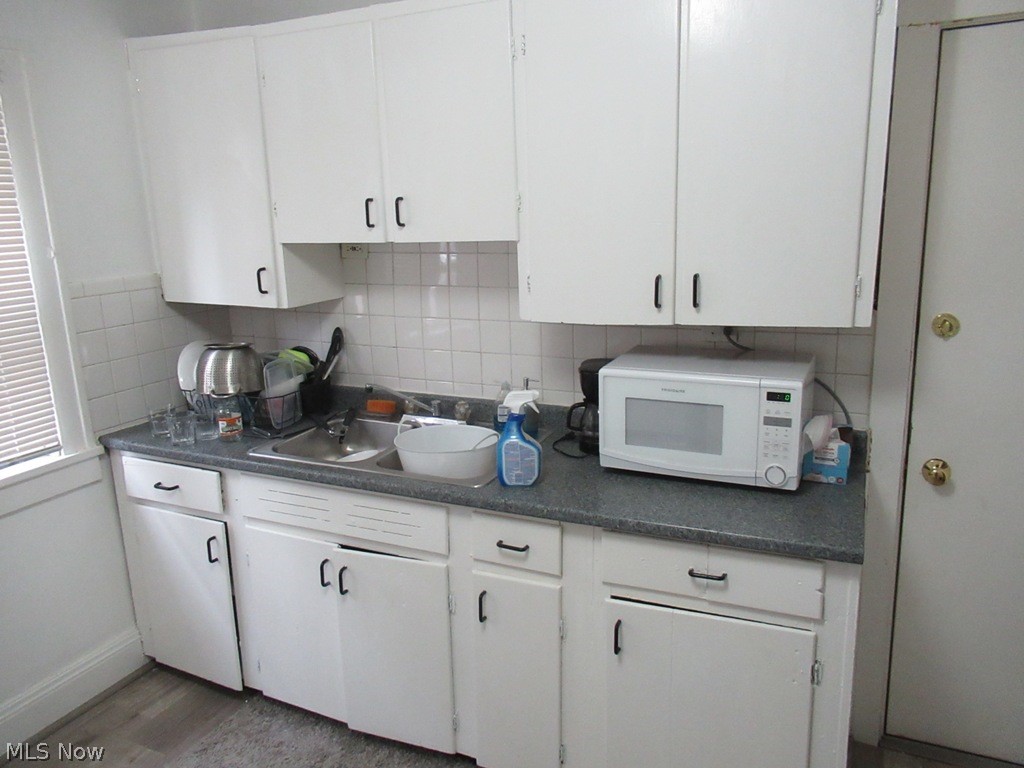 3452 Bosworth Road, Unit 1 Cleveland, OH 44111 - Photo 5 of 26 Gallery Image 5