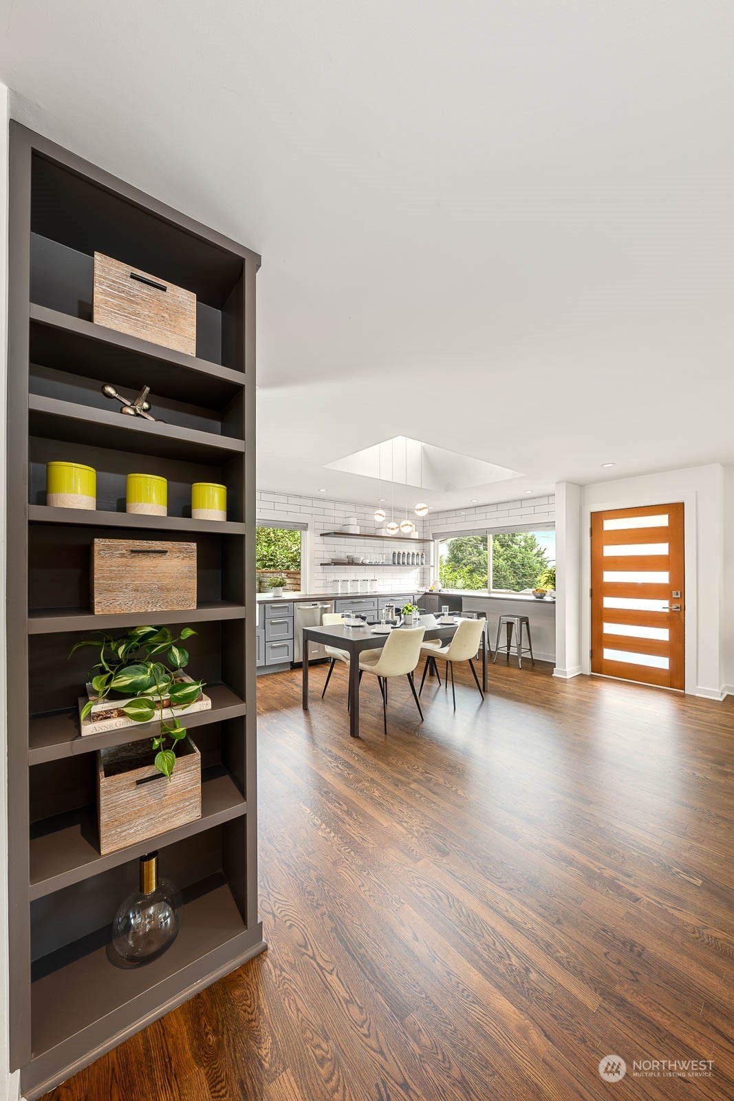 2813 Harris Place South Seattle, WA 98144 - Photo 13 of 32 Gallery Image 13