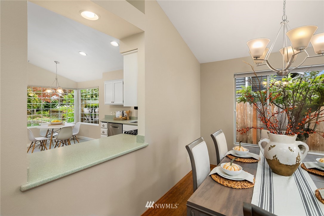 11815 Northeast 167th Street Bothell, WA 98011 - Photo 12 of 30 Gallery Image 12
