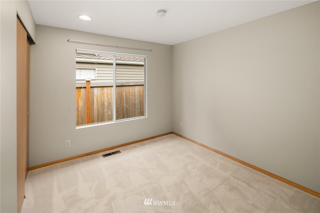 11815 Northeast 167th Street Bothell, WA 98011 - Photo 22 of 30 Gallery Image 22