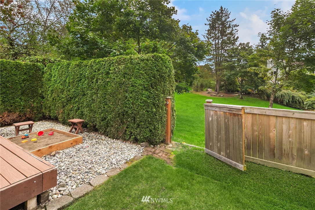 11815 Northeast 167th Street Bothell, WA 98011 - Photo 26 of 30 Gallery Image 26