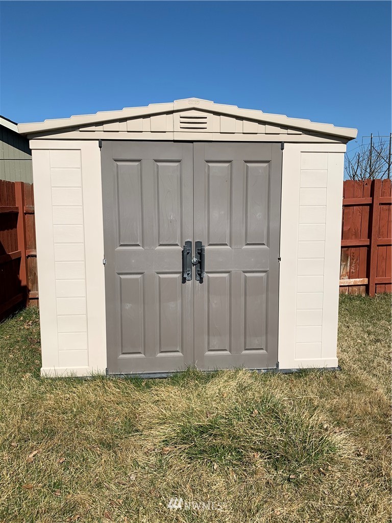 909 South Rees Street Moses Lake, WA 98837 - Photo 4 of 26 Gallery Image 4