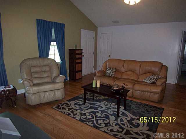 7977 Hagers Ferry Road Denver, NC 28037 - Photo 9 of 16 Gallery Image 9