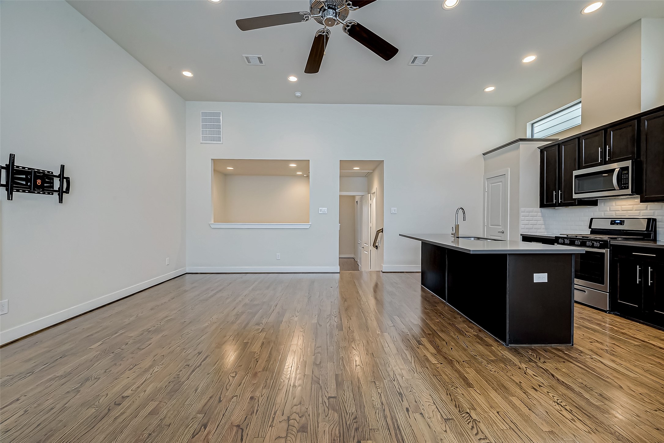 4025 Tulane Street Houston, TX 77018 - Photo 9 of 49